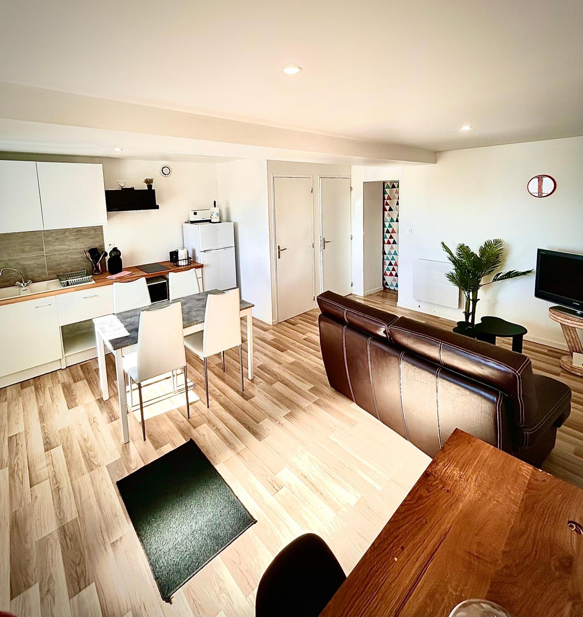 Apartmán Chaleureux T2 Meuble 5Mn Alencon Cuissai Exteriér fotografie